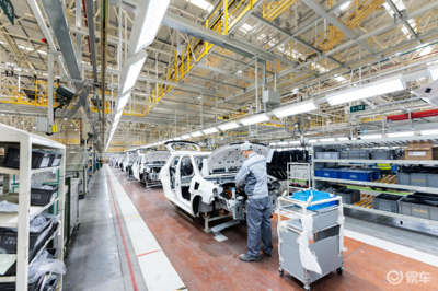 米家雙雄領跑低碳時代 納米01與小米SU7榮膺領跑者車型的整合營銷戰略